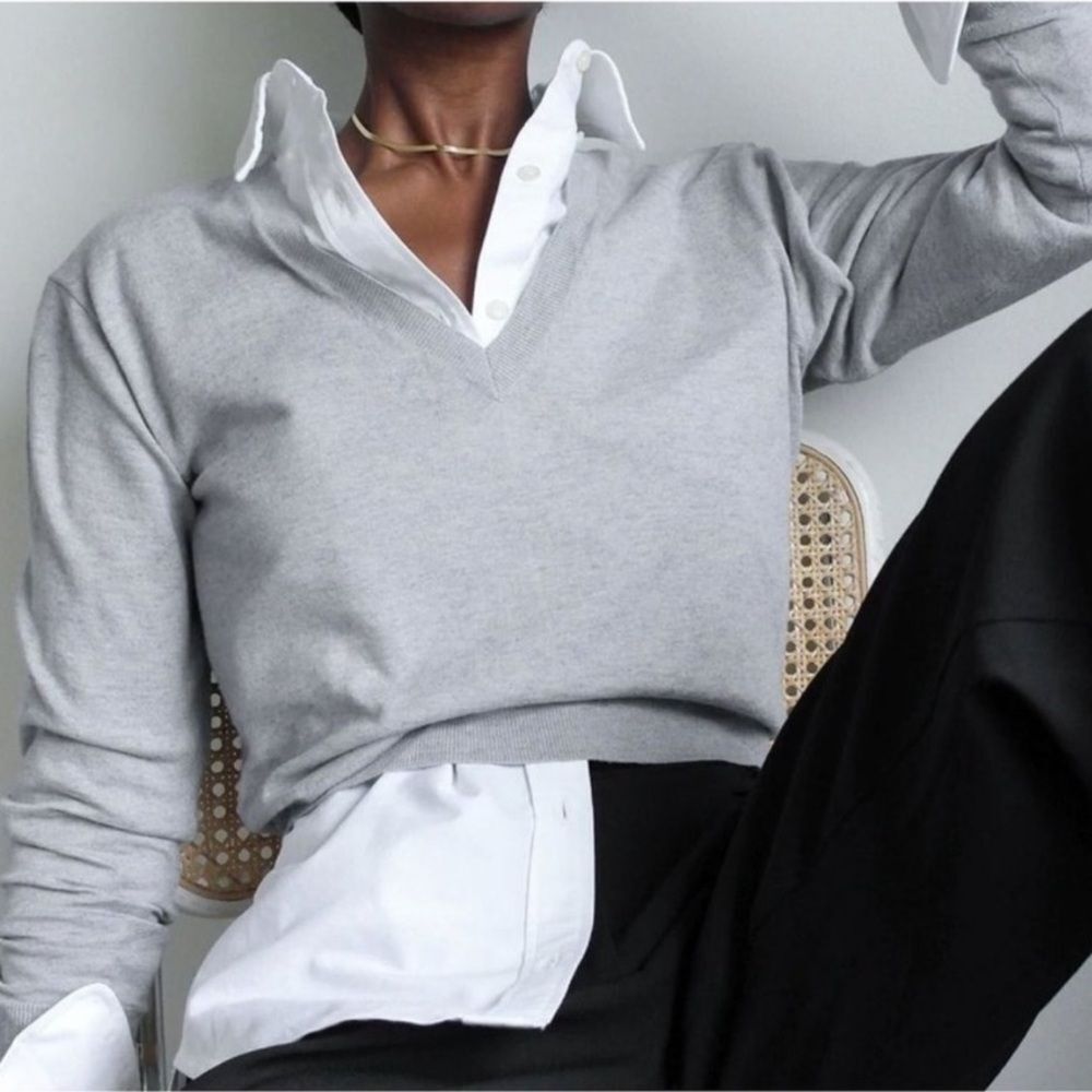 THAKOON Size XL NWT V-neck Sweater LH Light Heather Gray Lightweight Pullover - Picture 2 of 10